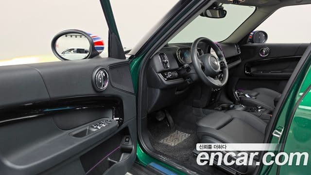 Mini Cooper Countryman 2023 — ფოტო 14/20