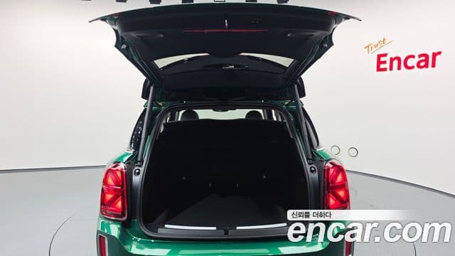 Mini Cooper Countryman 2023 — ფოტო 18/20