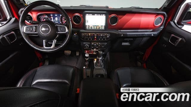 Jeep Wrangler 2019 — ფოტო 22/32