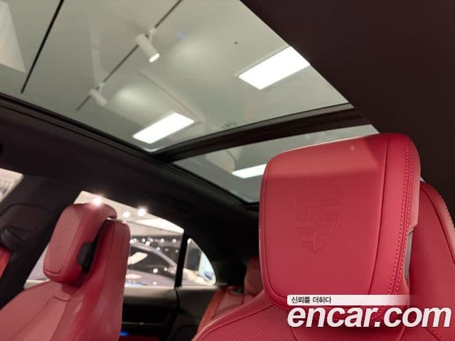 Porsche Macan EV 2025 — Şəkil 20/20