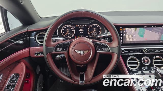 Bentley Continental GT 2020 — Фото 13/20
