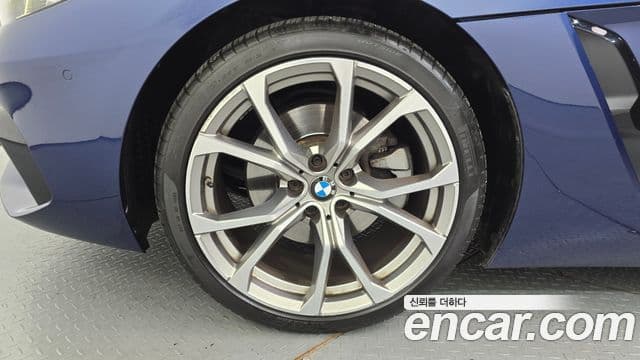 BMW Z4 2019 — ფოტო 18/30