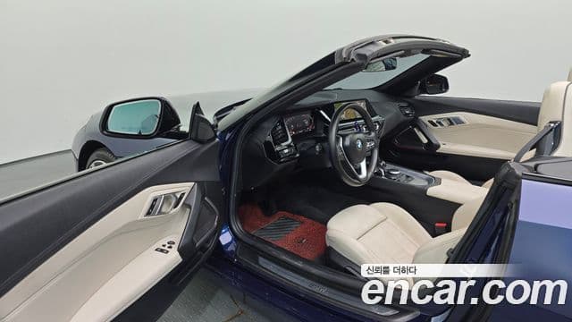 BMW Z4 2019 — ფოტო 11/30