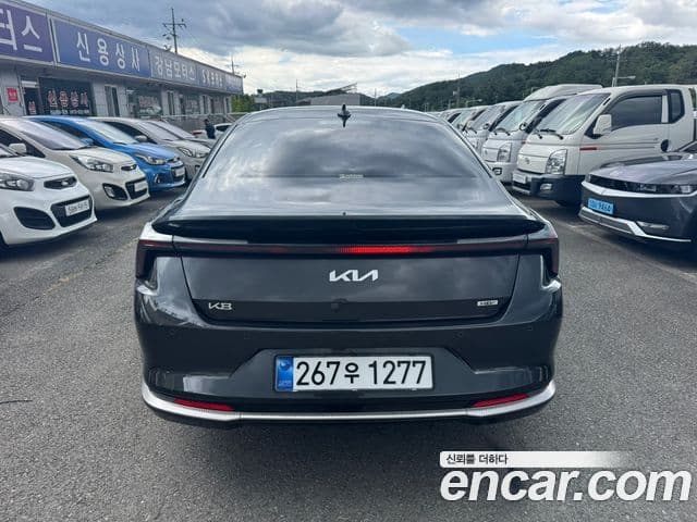 Kia K8 2025 — Şəkil 13/19