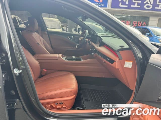 Kia K8 2025 — Şəkil 15/19