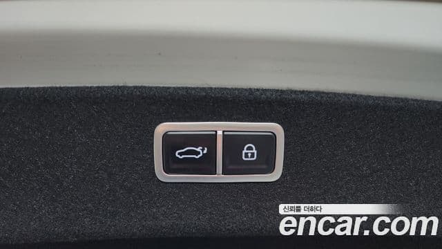Genesis G80 2020 — Photo 13/34