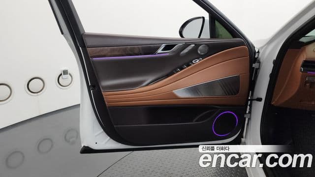 Genesis G80 2020 — Photo 11/34