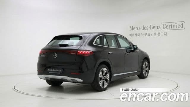 Mercedes-Benz EQE SUV 2026 — ფოტო 10/12
