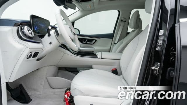 Mercedes-Benz EQE SUV 2026 — ფოტო 3/12