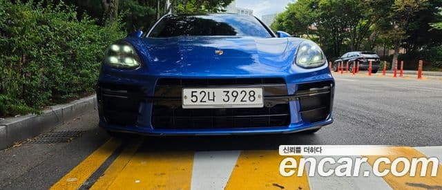Porsche Panamera 2018 — Photo 10/18