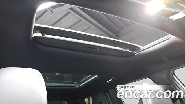 Hyundai Santa Fe 2024 — Photo 18/37