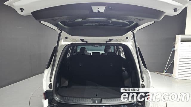 Hyundai Santa Fe 2024 — Photo 28/37