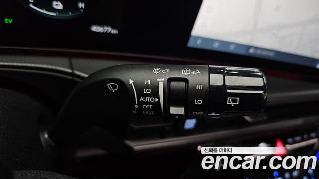 Hyundai Santa Fe 2024 — Photo 2/37