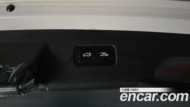 Kia Carnival 2025 — Şəkil 17/33