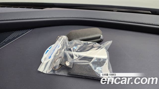BMW 7 Series 2025 — Photo 21/38