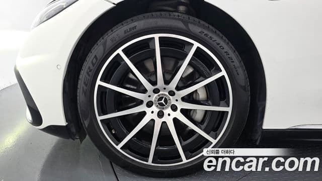 Mercedes-Benz EQS 2023 — ფოტო 16/20