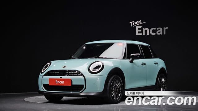 Mini Cooper C 2025 — Фото 10/20