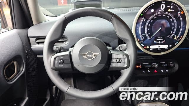 Mini Cooper C 2025 — Фото 14/20