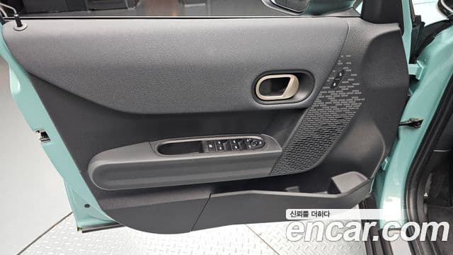 Mini Cooper C 2025 — Photo 8/32