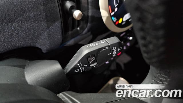 Mini Cooper C 2025 — Photo 31/32