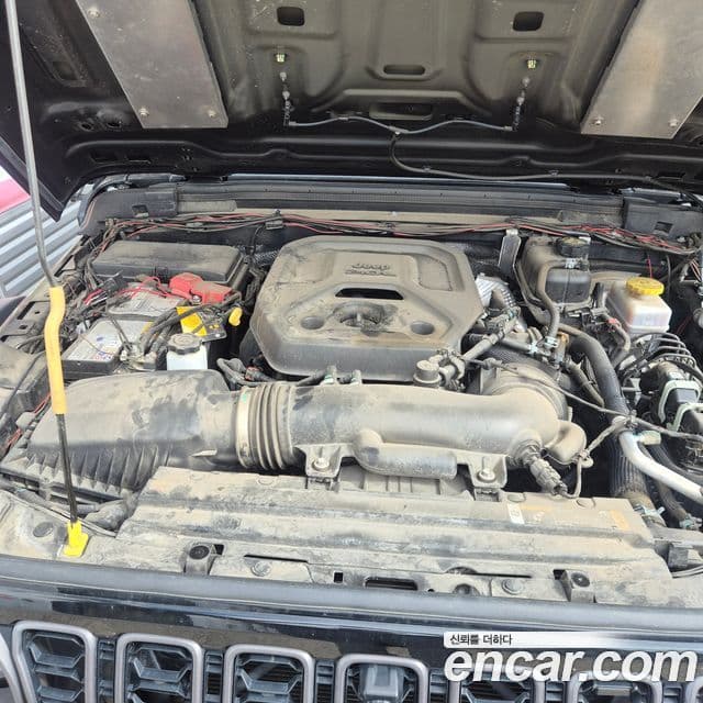 Jeep Wrangler 2024 — ფოტო 3/15