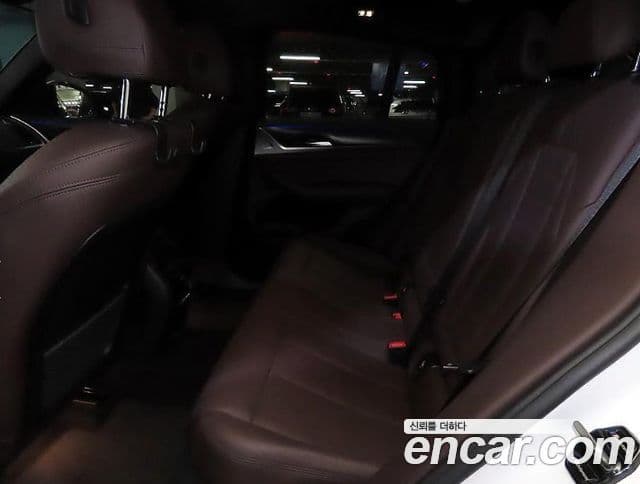 BMW X4 2021 — ფოტო 4/20