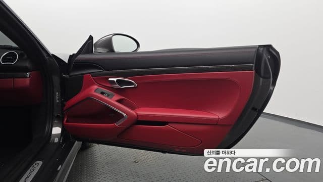 Porsche 718 Cayman 2021 — Photo 15/30