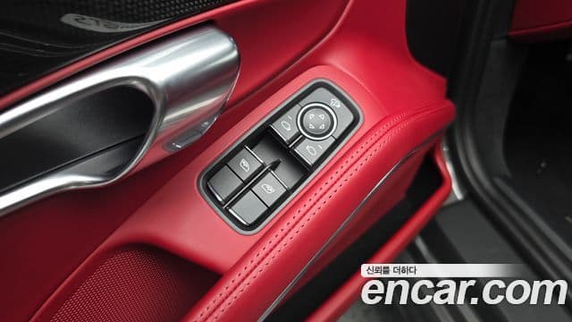 Porsche 718 Cayman 2021 — Photo 1/30