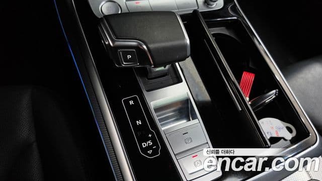 Audi Q8 2020 — Photo 36/36