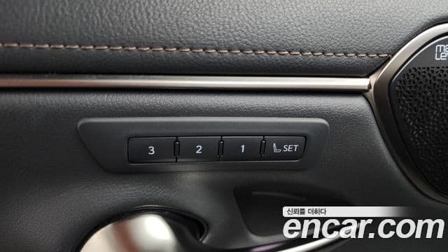 Lexus ES300h 2022 — ფოტო 4/34