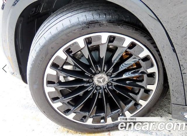 Mercedes-Benz EQS SUV 2023 — ფოტო 14/20