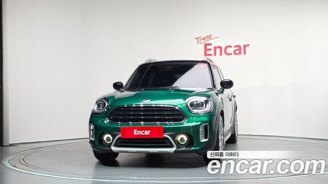 Mini Cooper D Countryman 2022 — ფოტო 25/32