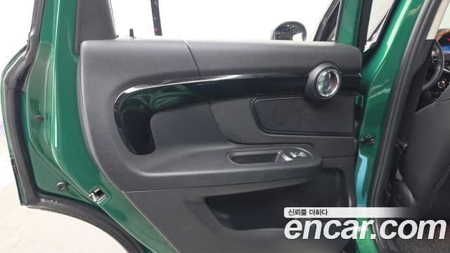 Mini Cooper D Countryman 2022 — ფოტო 14/32