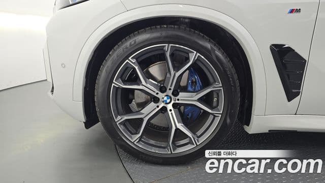 BMW X5 2025 — Photo 14/20