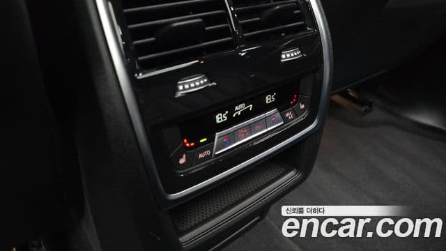 BMW X5 2025 — Photo 9/20