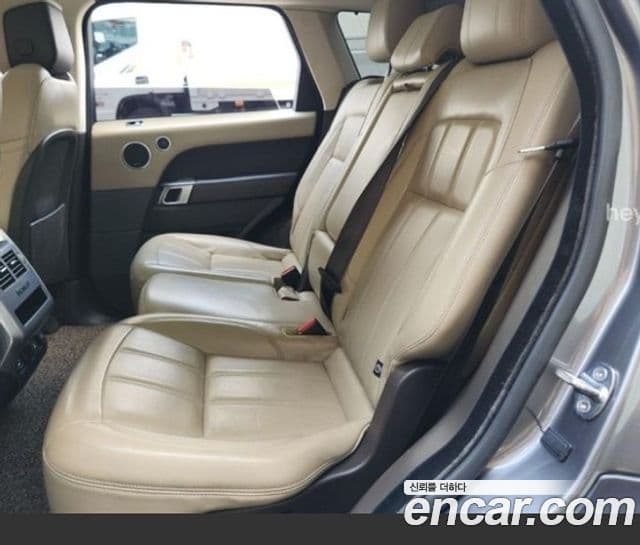 Land Rover Range Rover Sport 2018 — Photo 6/7