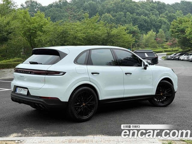Porsche Cayenne 2024 — Şəkil 9/20