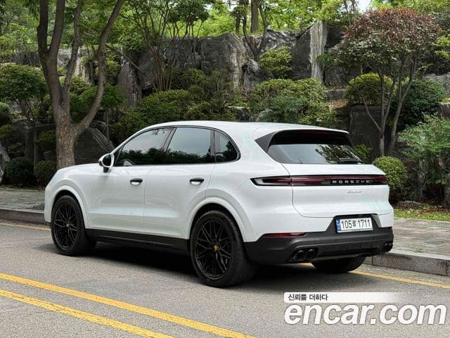 Porsche Cayenne 2024 — Şəkil 8/20