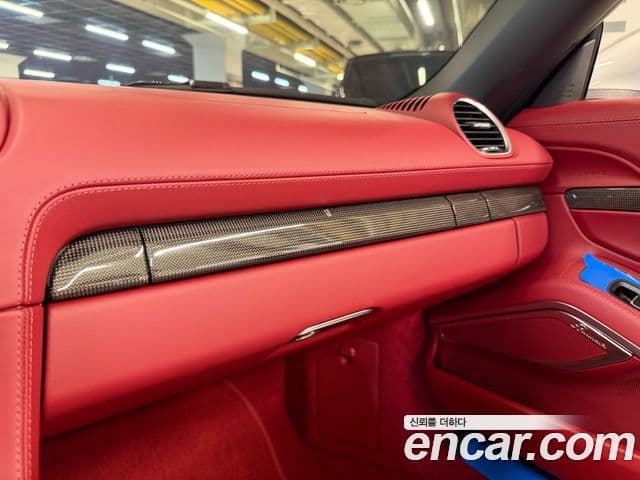 Porsche 718 Boxster 2023 — Şəkil 9/20