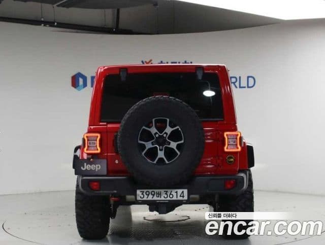 Jeep Wrangler 2019 — ფოტო 9/20