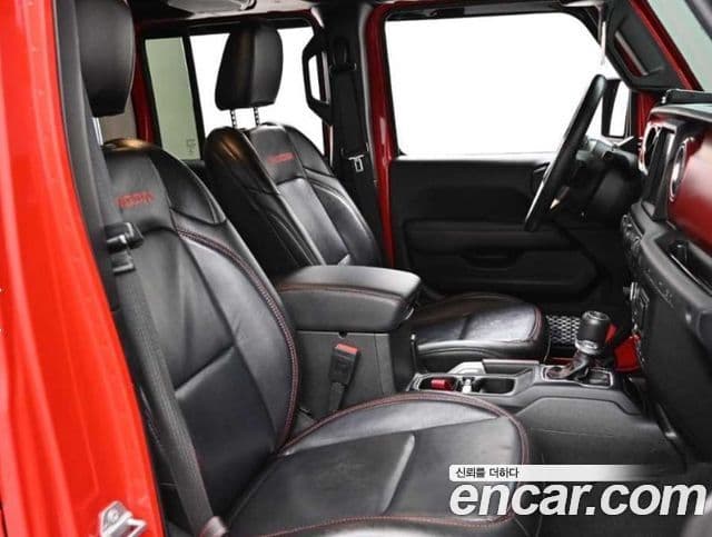 Jeep Wrangler 2019 — ფოტო 3/20