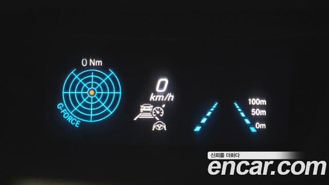 Mercedes-Benz E-Class 2022 — Photo 9/20