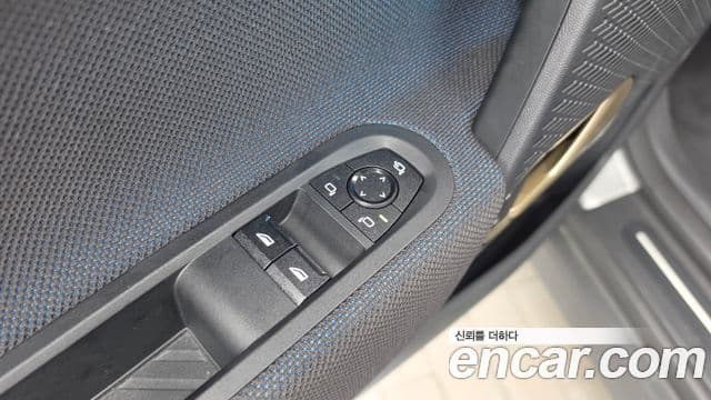 Mini Cooper Electric 2024 — Şəkil 12/30