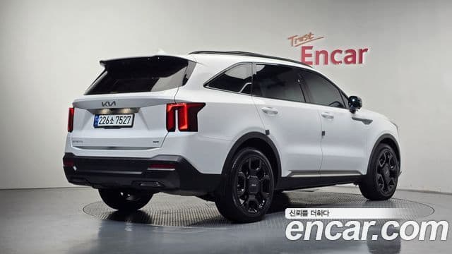 Kia Sorento 2024 — Şəkil 8/35