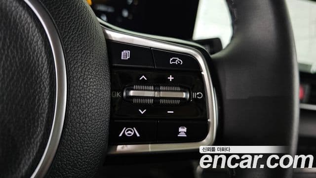 Kia Carnival 2024 — Фото 16/20