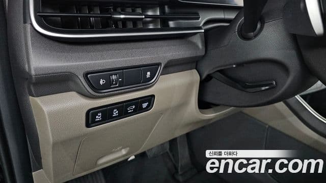 Kia Carnival 2024 — Фото 18/20