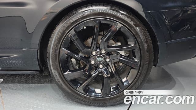 Land Rover Range Rover Sport 2019 — Şəkil 32/39