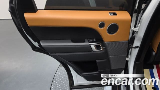 Land Rover Range Rover Sport 2019 — Şəkil 7/39