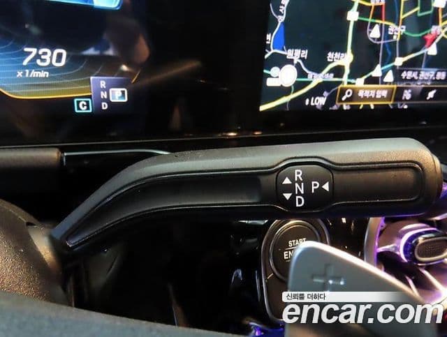 Mercedes-Benz GLA-Class 2021 — ფოტო 19/20