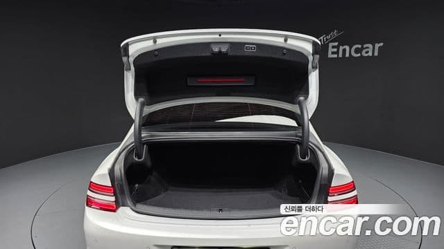 Genesis G80 2022 — Şəkil 7/20